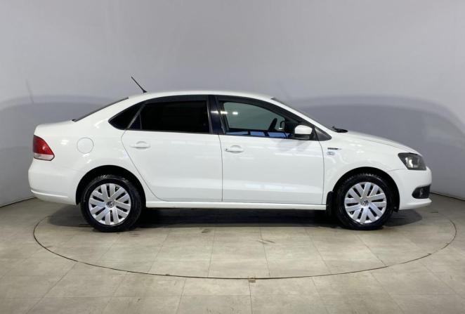 Volkswagen Polo V с пробегом 2014 года, цена 780 000 рублей, 154368 км, седан, Автокод Объявления