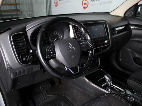 Mitsubishi Outlander III Рестайлинг 3 с пробегом 2021 года, цена 2 130 000 рублей, 174000 км, внедорожник, Автокод Объявления