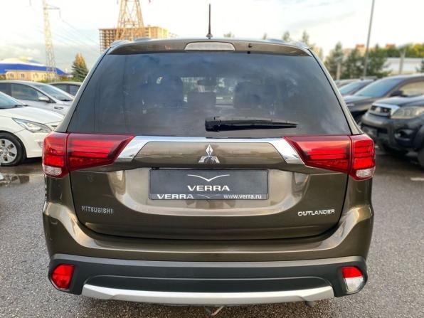 Mitsubishi Outlander III Рестайлинг 2 с пробегом 2015 года, цена 1 850 000 рублей, 96727 км, внедорожник, Автокод Объявления