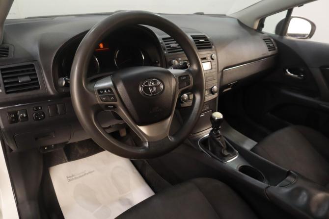 Toyota Avensis III с пробегом 2009 года, цена 949 000 рублей, 321986 км, седан, Автокод Объявления