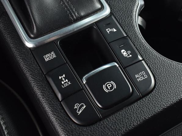 Kia Sportage IV с пробегом 2017 года, цена 2 575 995 рублей, 143622 км, внедорожник, Автокод Объявления
