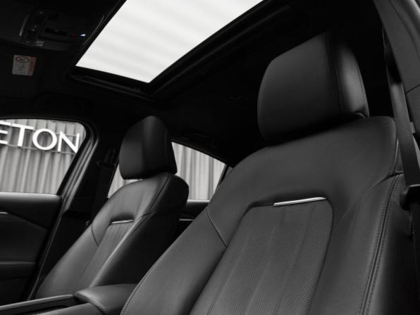 Mazda 6 III (GJ) Рестайлинг 2 с пробегом 2021 года, цена 2 960 000 рублей, 60341 км, седан, Автокод Объявления