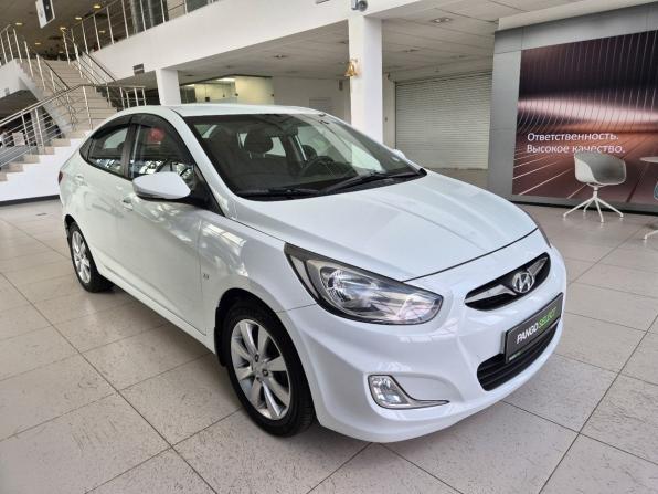 Hyundai Solaris I с пробегом 2012 года, цена 969 000 рублей, 79304 км, седан, Автокод Объявления