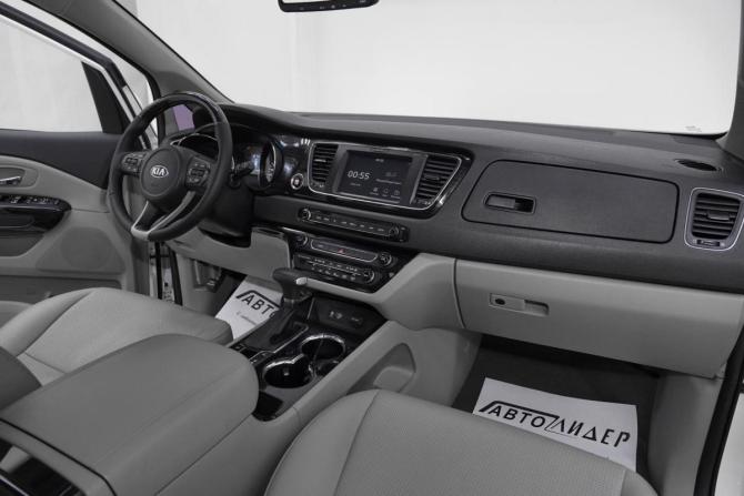 Kia Carnival III с пробегом 2020 года, цена 1 939 000 рублей, 62914 км, минивэн, Автокод Объявления