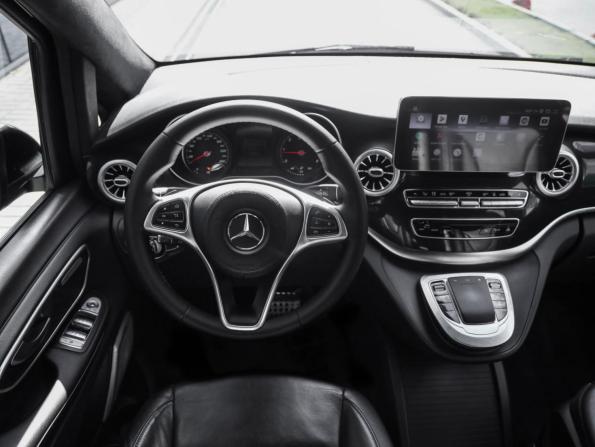 Mercedes-Benz V-Класс III (W447) с пробегом 2016 года, цена 3 650 000 рублей, 175811 км, минивэн, Автокод Объявления