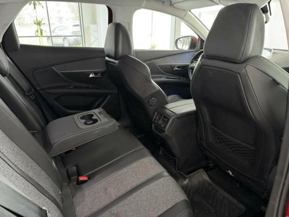 Peugeot 3008 II с пробегом 2018 года, цена 1 715 000 рублей, 99170 км, внедорожник, Автокод Объявления