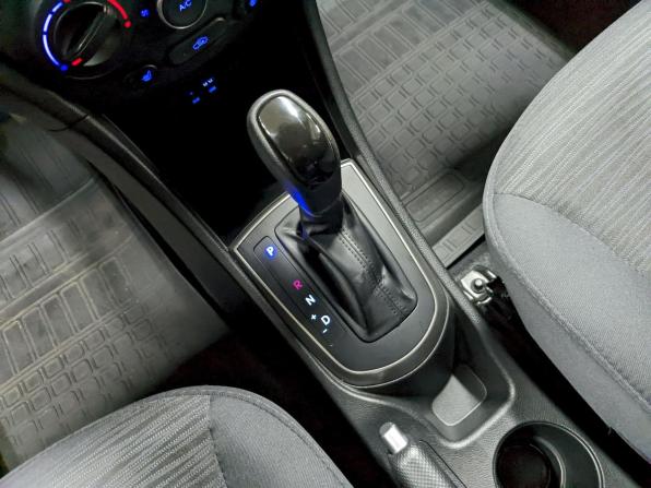 Hyundai Solaris I Рестайлинг с пробегом 2015 года, цена 1 160 000 рублей, 68850 км, хэтчбек, Автокод Объявления