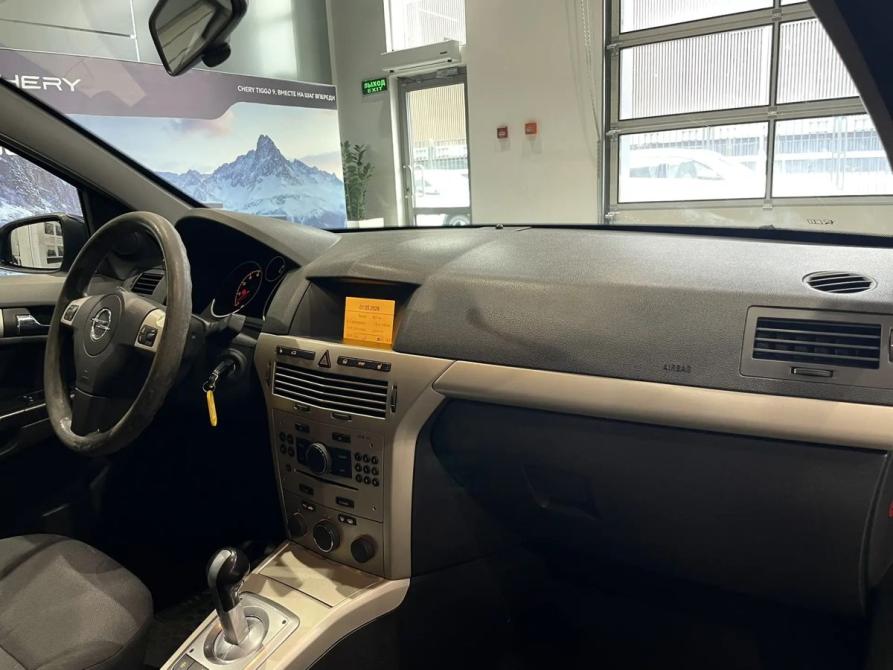 Opel Astra H Рестайлинг Москва  - изображение 10