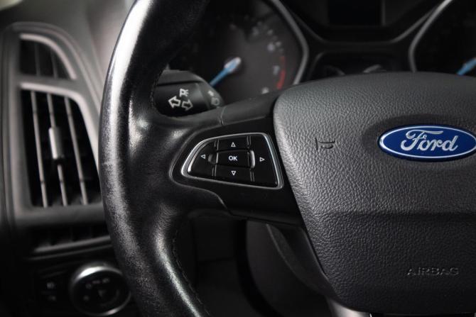 Ford Focus III Рестайлинг с пробегом 2017 года, цена 1 199 000 рублей, 117000 км, седан, Автокод Объявления