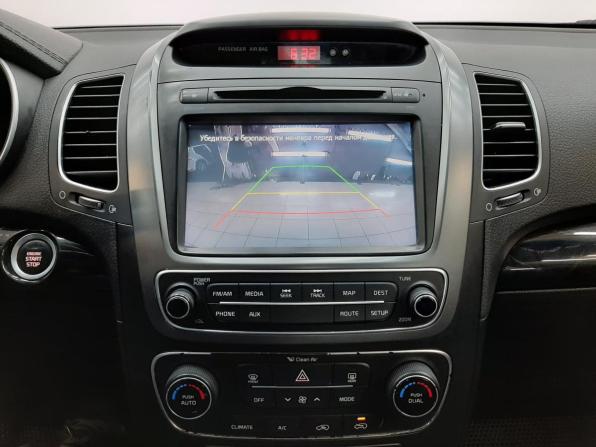 Kia Sorento II Рестайлинг с пробегом 2014 года, цена 1 730 000 рублей, 179881 км, внедорожник, Автокод Объявления