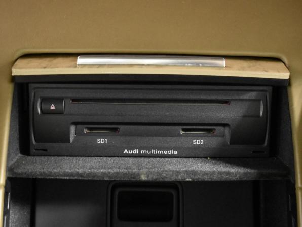 Audi A8 III (D4) с пробегом 2011 года, цена 1 619 900 рублей, 263264 км, седан, Автокод Объявления