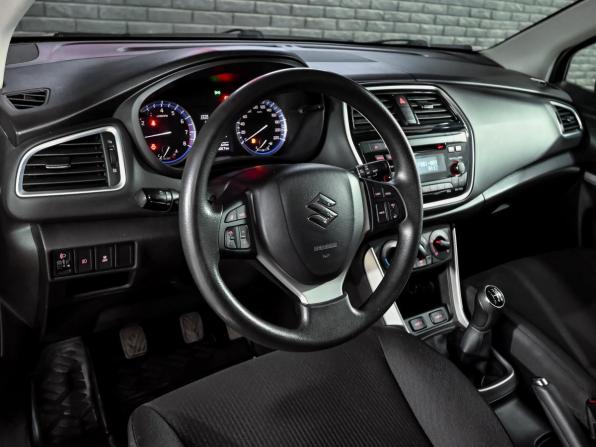 Suzuki SX4 II (S-Cross) Рестайлинг с пробегом 2018 года, цена 1 900 000 рублей, 195993 км, хэтчбек, Автокод Объявления