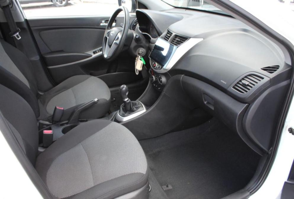 Hyundai Solaris I Нижний Новгород  - изображение 12