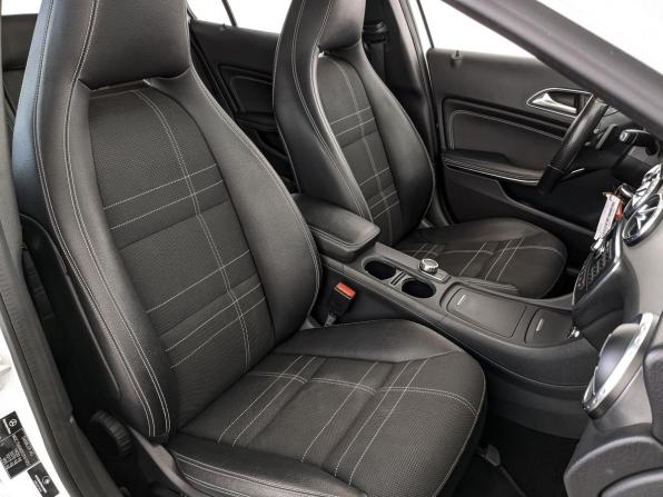 Mercedes-Benz GLA I (X156) с пробегом 2015 года, цена 1 800 000 рублей, 133527 км, внедорожник, Автокод Объявления