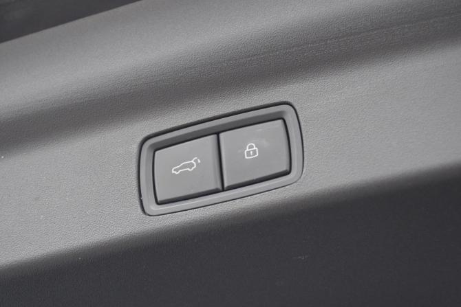 Li Auto (Lixiang) L7 I с пробегом 2024 года, цена 5 490 000 рублей, 14390 км, внедорожник, Автокод Объявления