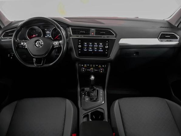 Volkswagen Tiguan II с пробегом 2020 года, цена 2 490 000 рублей, 66052 км, внедорожник, Автокод Объявления