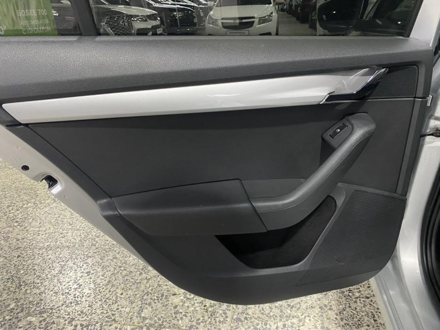 Skoda Octavia III (A7) Санкт-Петербург  - изображение 14