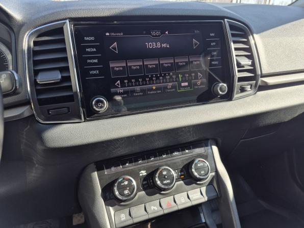 Skoda Karoq I с пробегом 2020 года, цена 2 115 000 рублей, 147404 км, внедорожник, Автокод Объявления