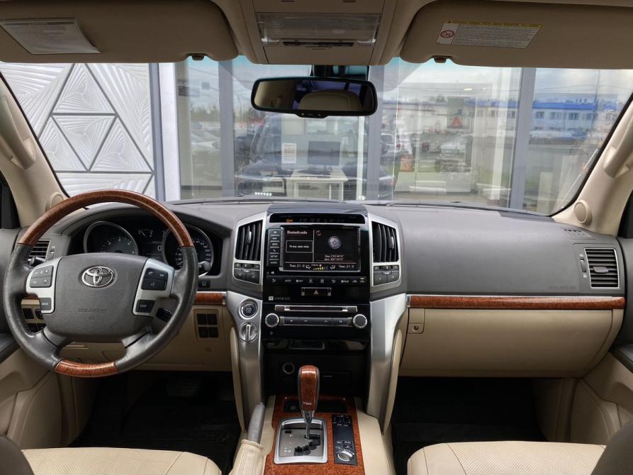 Toyota Land Cruiser 200 Series Рестайлинг 1 Москва  - изображение 12