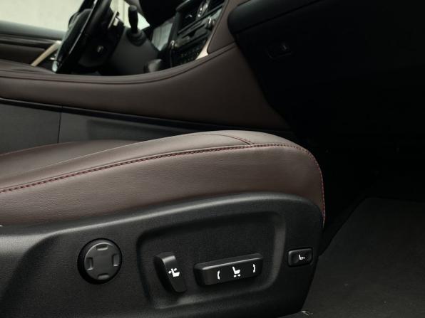 Lexus RX IV Рестайлинг с пробегом 2021 года, цена 5 599 000 рублей, 139970 км, внедорожник, Автокод Объявления