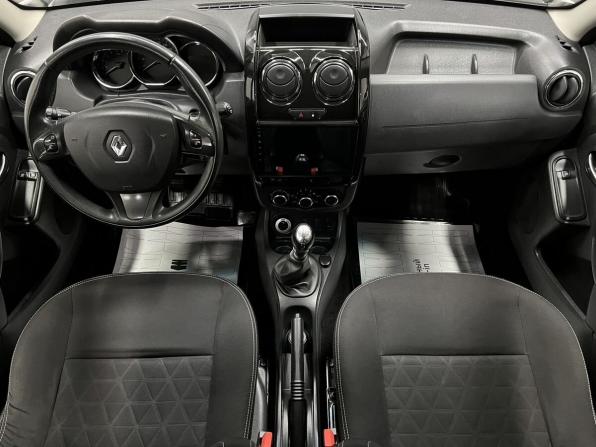 Renault Duster I Рестайлинг с пробегом 2016 года, цена 1 490 000 рублей, 107220 км, внедорожник, Автокод Объявления