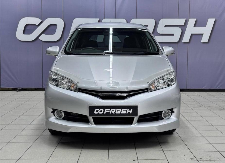 Toyota Wish II Рестайлинг Благовещенск  - изображение 4