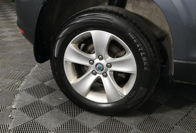 Skoda Yeti I с пробегом 2013 года, цена 1 000 000 рублей, 153996 км, внедорожник, Автокод Объявления