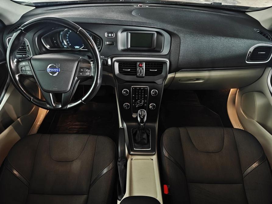 Volvo V40 II Москва  - изображение 11