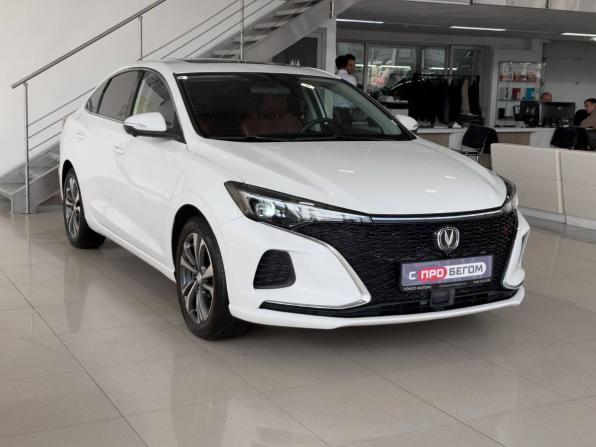 Changan Eado Plus с пробегом 2023 года, цена 1 599 900 рублей, 80000 км, седан, Автокод Объявления