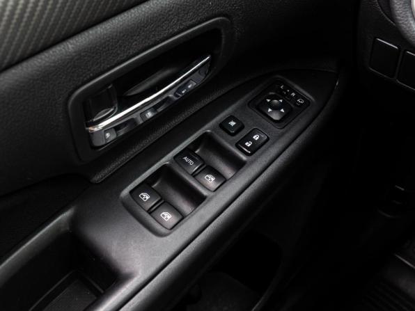Mitsubishi Outlander III Рестайлинг 2 с пробегом 2018 года, цена 2 150 000 рублей, 116823 км, внедорожник, Автокод Объявления