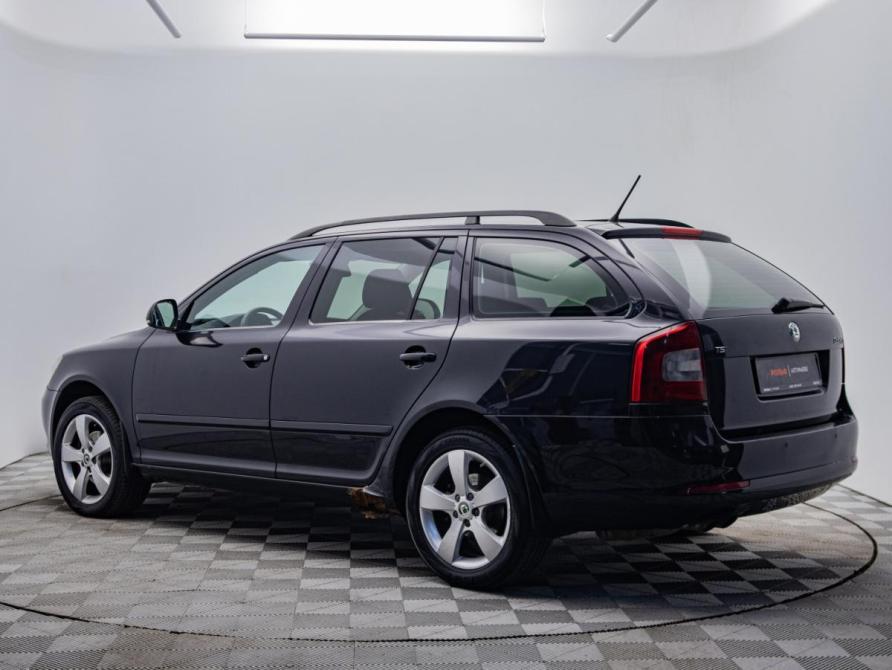 Skoda Octavia II (A5) Рестайлинг Москва  - изображение 3