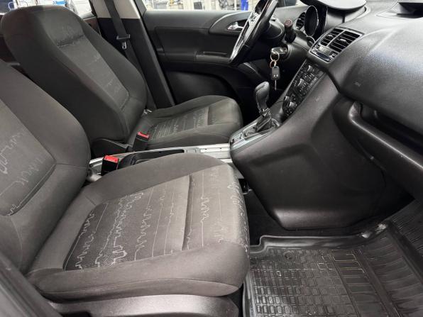 Opel Meriva B с пробегом 2011 года, цена 660 000 рублей, 247316 км, компактвэн, Автокод Объявления