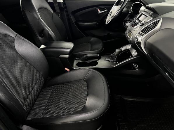 Hyundai ix35 I с пробегом 2013 года, цена 1 200 000 рублей, 201100 км, внедорожник, Автокод Объявления