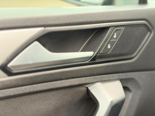 Volkswagen Tiguan II с пробегом 2020 года, цена 2 400 000 рублей, 119500 км, внедорожник, Автокод Объявления