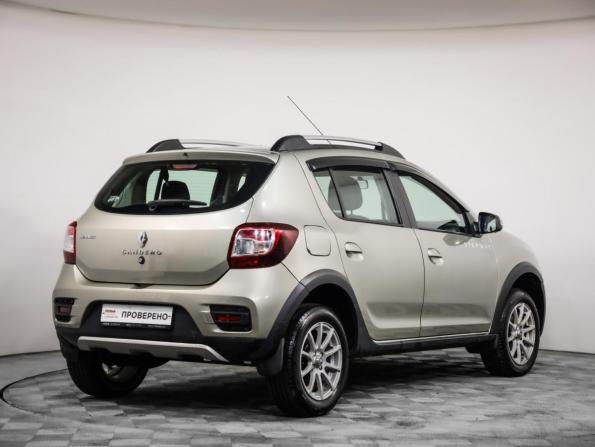 Renault Sandero II с пробегом 2016 года, цена 799 000 рублей, 104200 км, хэтчбек, Автокод Объявления