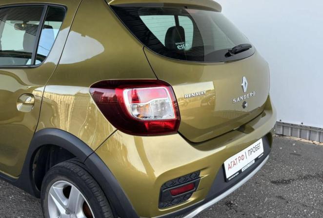 Renault Sandero II с пробегом 2017 года, цена 1 055 000 рублей, 81964 км, хэтчбек, Автокод Объявления