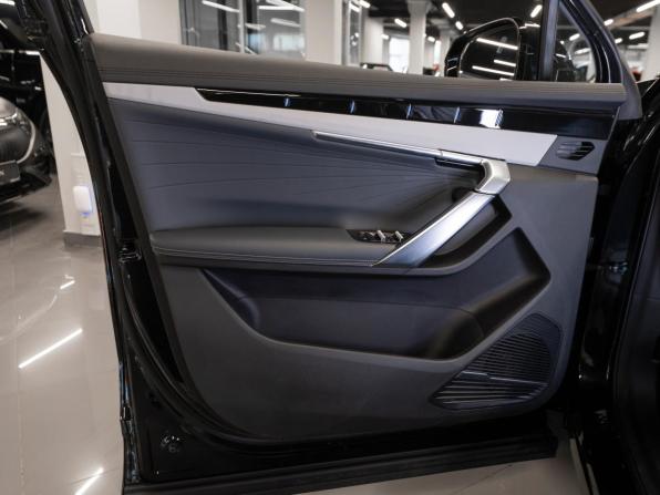Geely Atlas II с пробегом 2024 года, цена 3 370 000 рублей, 428 км, внедорожник, Автокод Объявления