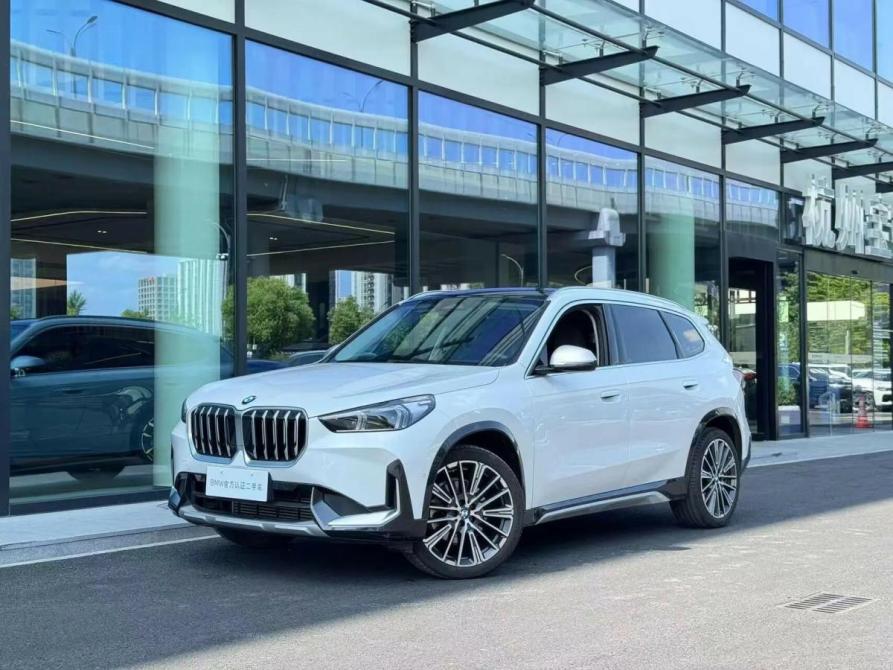 BMW X1 III (U11/U12) Краснодар  - изображение 1