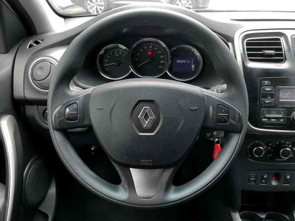 Renault Logan II с пробегом 2018 года, цена 316 000 рублей, 360221 км, седан, Автокод Объявления