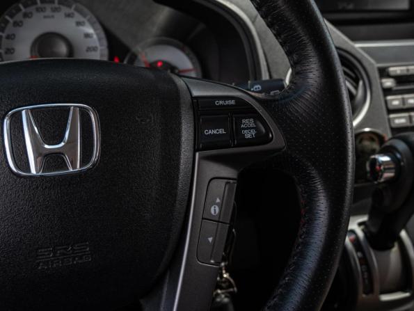 Honda Pilot II Рестайлинг с пробегом 2012 года, цена 1 790 000 рублей, 118286 км, внедорожник, Автокод Объявления