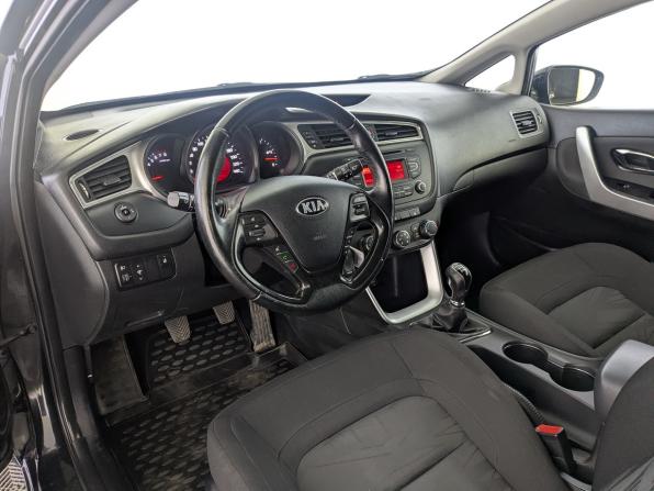 Kia Ceed II Рестайлинг с пробегом 2016 года, цена 1 070 000 рублей, 161143 км, хэтчбек, Автокод Объявления