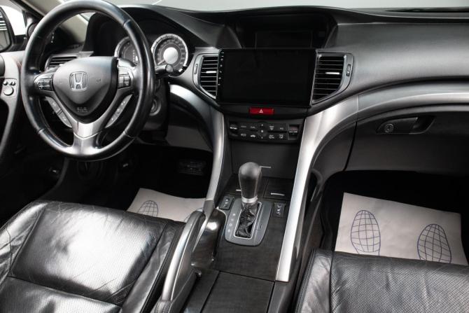 Honda Accord VIII Рестайлинг с пробегом 2012 года, цена 1 329 000 рублей, 250600 км, седан, Автокод Объявления