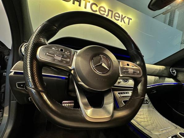 Mercedes-Benz E-Класс V (W213 S213 C238) с пробегом 2018 года, цена 3 127 000 рублей, 157593 км, седан, Автокод Объявления