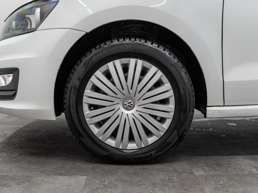 Volkswagen Polo V Рестайлинг Красноярск  - изображение 19