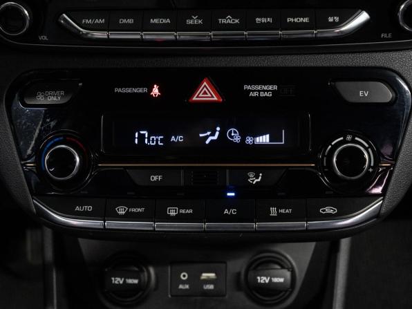 Hyundai IONIQ с пробегом 2018 года, цена 1 499 000 рублей, 157000 км, хэтчбек, Автокод Объявления