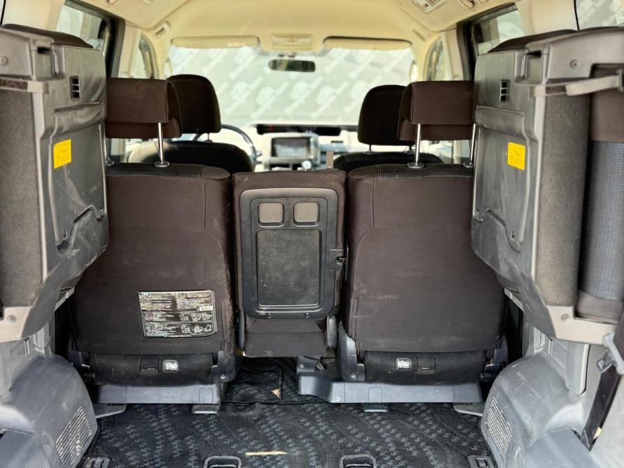 Toyota Voxy II (R70) Краснодар  - изображение 25