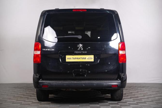 Peugeot Traveller I с пробегом 2018 года, цена 3 059 000 рублей, 147000 км, минивэн, Автокод Объявления