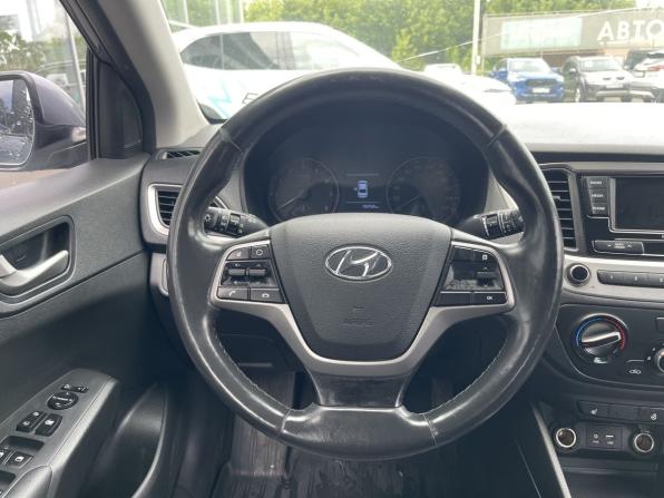 Hyundai Solaris II с пробегом 2018 года, цена 1 222 500 рублей, 150765 км, седан, Автокод Объявления