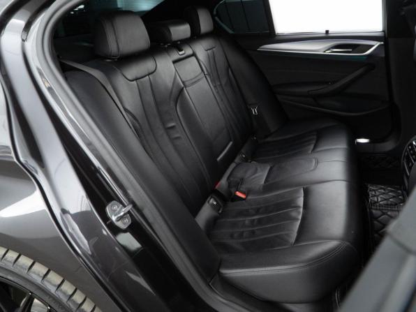 BMW 5 серии VII (G30/G31/G38) с пробегом 2019 года, цена 3 783 444 рубля, 145015 км, седан, Автокод Объявления