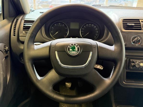Skoda Fabia II Рестайлинг с пробегом 2010 года, цена 595 000 рублей, 174178 км, хэтчбек, Автокод Объявления